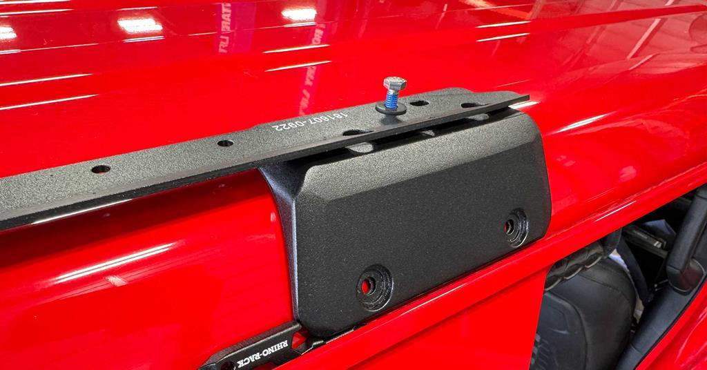 Jeepney Racks Rhino-Rack Backbone Pioneer platform rack Jeep Wrangler cargo capacity ...