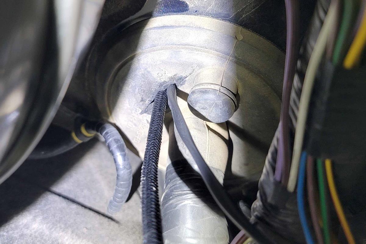 Running Wires for Chase Lights_firewall_4