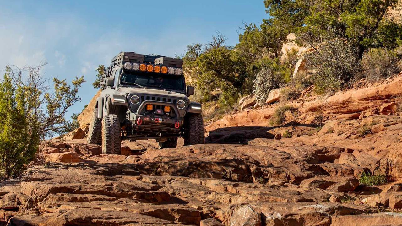 Who is Joshua Hayes and why did he build his Jeep Gladiator Rubicon