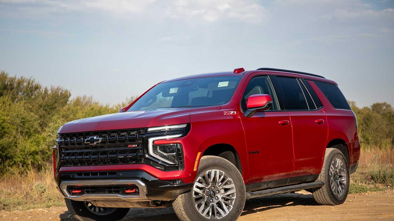 FullSize Adventurers 2025 Chevrolet Suburban and Tahoe SUVs First Look OVR Mag