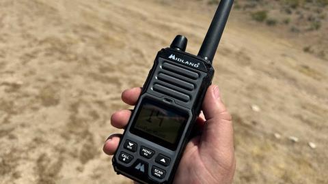 001-Midland-GXT67-Radio