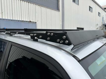 iKamper-Raconteur-Roof-Rack-Assembly-2