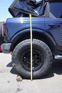 Bilstein_Installed_tape_measure_showing_41_inch_lift