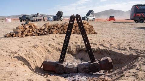 AVATHECREATIVE_OVR_Outpost_Hammer_In_Firepit_2026-07246