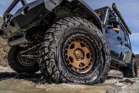 AVATHECREATIVE_grayaftermath-Hankook-stream