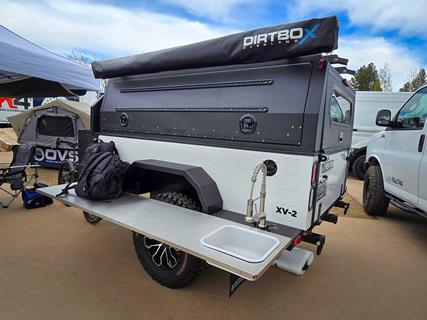 2025-OEX-XVENTURE-Dirtbox-Overland-02_credit-Mercedes-Lilienthal