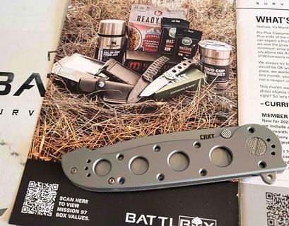 Battlbox_97_CRKT_m16_04ss_folder