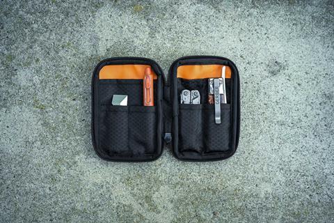 ZeroFeud_Pouch-01