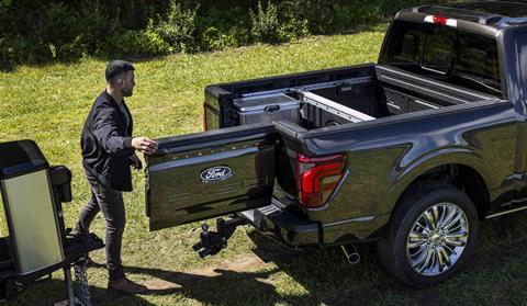 2024 Ford F-150_Pro Access Tailgate_03