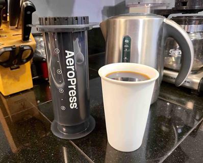 1 AeroPress-XL-LEAD1