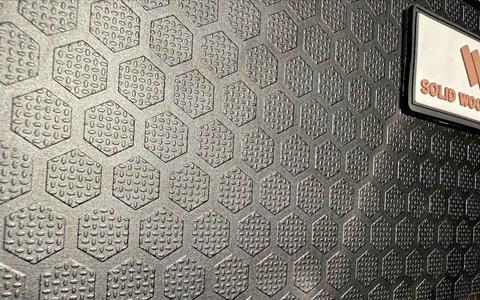 Solid_Wood_Worx_hex_pattern_x1