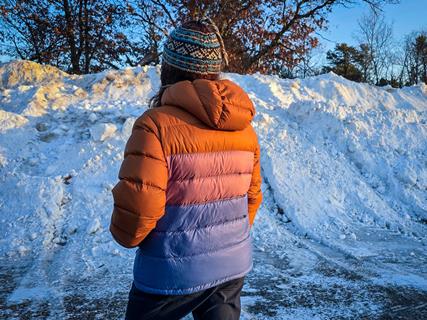 Women_s-Cotopaxi-Fuego-Max-Hooded-Down-Jacket-4_credit-Andy-Lilienthal