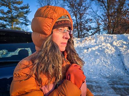 Women_s-Cotopaxi-Fuego-Max-Hooded-Down-Jacket-3_credit-Andy-Lilienthal