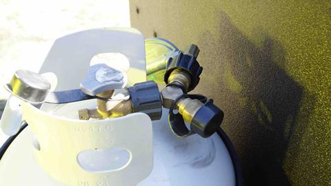 XVentures Propane tank with splitter