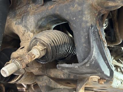 Tell tale sign of a leaking rack and pinion