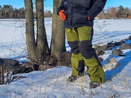 Durable,-warm-snow-pants_credit-Andy-Lilienthal
