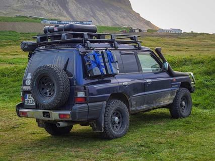 German-Mitsubishi-Pajero