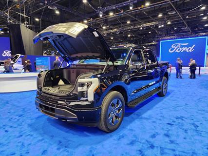 Ford F150 Lightning_Chicago_Autoshow_091138
