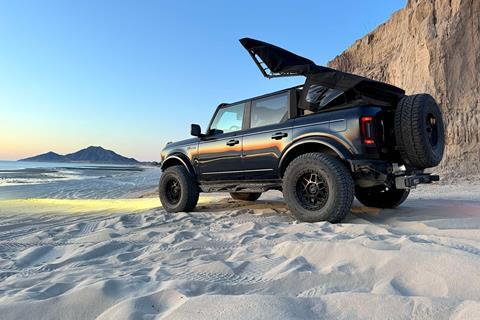 Bestop-eTop-on-beach-san-felipe-morning-sunrise