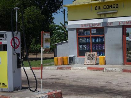 congo-gas-station-no-gas