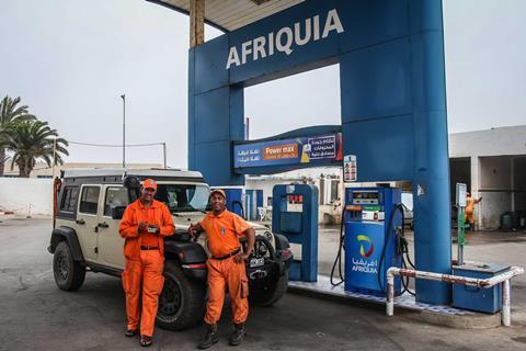 jeep-afriqua-gas-station