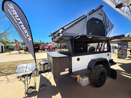 XVENTURE-Dirtbox-Overland-camper-2_credit-Mercedes-Lilienthal