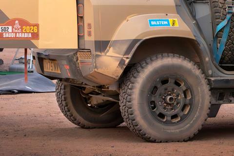 Rokas-Baciuška,-Oriol-Vidal_s-502-Defender-Dakar-D7X-R_credit-Mercedes-Lilienthal