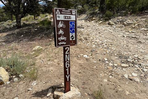 Burns Canyon Rd 2N02 Trail Sign