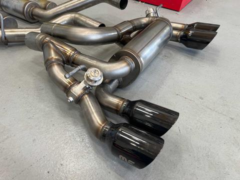 011-OVR-Magnaflow-Jeep-392-Exhaust
