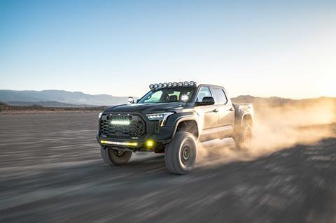 a-TUNDRA-CANAM-SELECT-666