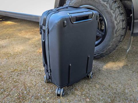 Peak-Design-Roller-Pro,-XL-Camera-Cube-05_credit-Mercedes-Lilienthal