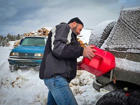 Extra-Fuel---Photo-by-Mercedes-Lilienthal