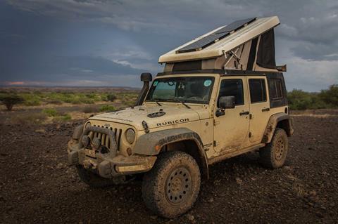 kenya-jeep-camping-muddy