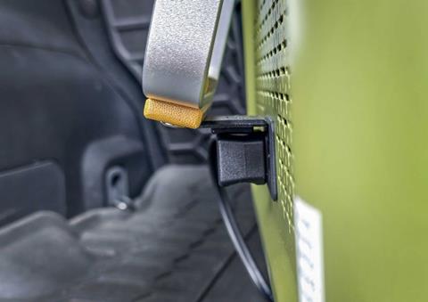 Travoca-Rigel-25-Liter-Dual-Zone-eCooler-08_credit-Mercedes-Lilienthal