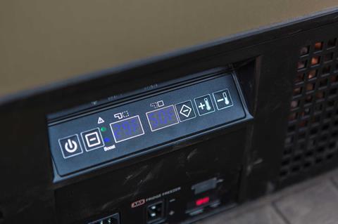 06-arb-zero-fridge-controls