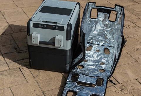 08-dometic-cover