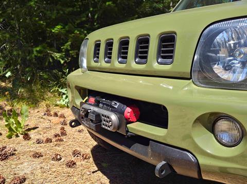 WARN-R60-S-winch-photo-by-Mercedes-Lilienthal