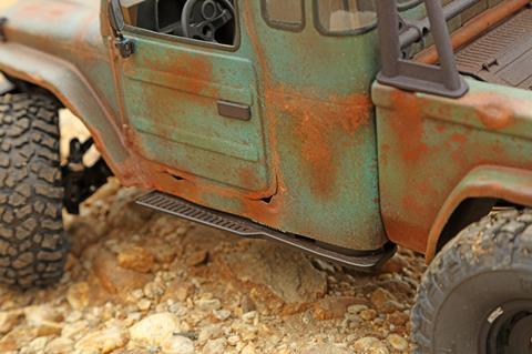 Any imperfections or corrosion on the FJ40 is expertly applied by Scale Rat.