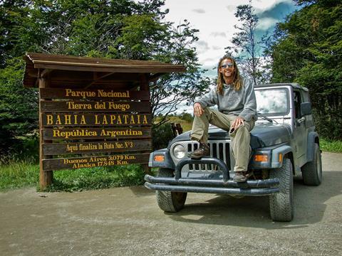 tierra_del_fuego_dan_jeep_end_of_the_road-2