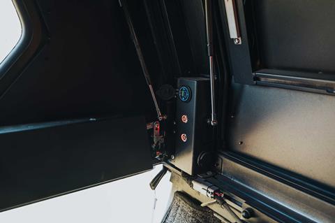 aInterior-Power-Control-box_Dirtbox_Canopy_Camper_Review-(27-of-32)