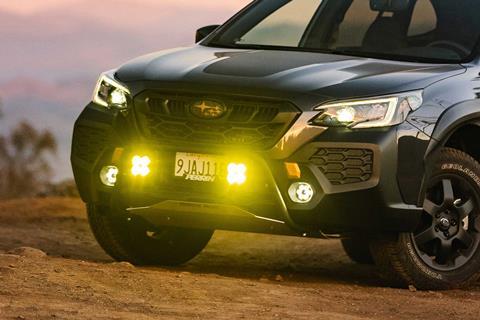 BAJA-DESIGNS-XL-R-Pro-Combo-LEDs-01887-OUTBACK_credit-Baja-Designs