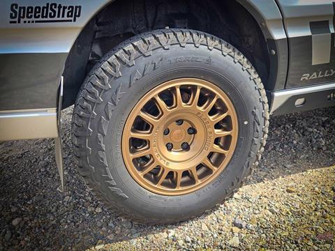Wheel-and-Tire-Photo-by-Andy-Lilienthal
