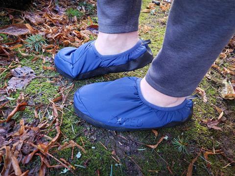 EXPED-Camp-Slippers-1_credit-Mercedes-Lilienthal