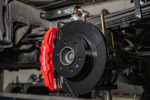 Wilwood AERO4-DM kit installed on the rear of the OWL upfitted Tiffin GH1.