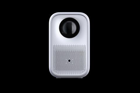 Lumi Max White Lens face on