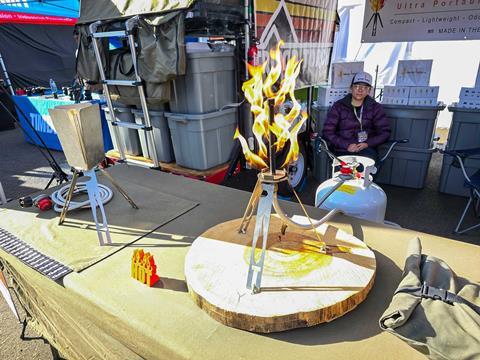 Tripod-Torch-2_credit-Mercedes-Lilienthal