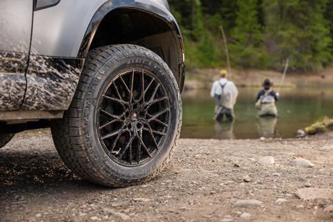 2024_Bridgestone_Product_WRM_Q2-Production_Dueler-AT-Ascent_Lifestyle_FIBR177900A_RGB