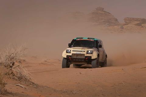 Stéphane-Peterhansel,-Michaël-Metge-Stage-3-front-detail_credit-Mercedes-Lilienthal