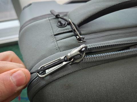 Zipper